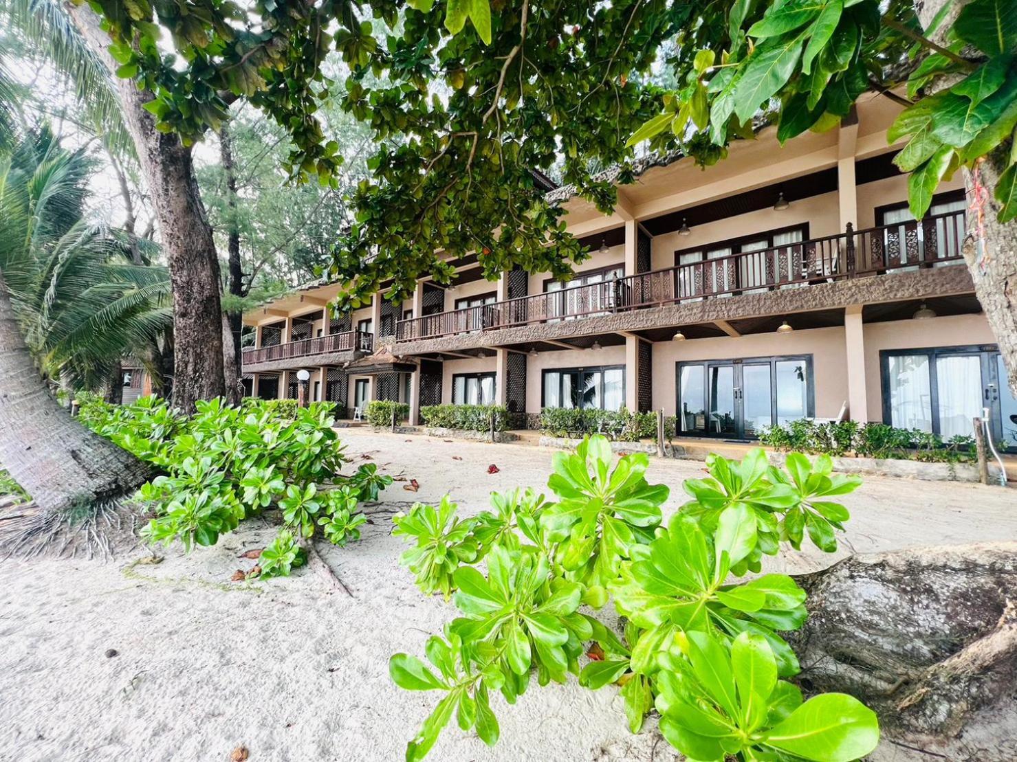 Haad Khuad Resort Bottle Beach Exteriör bild