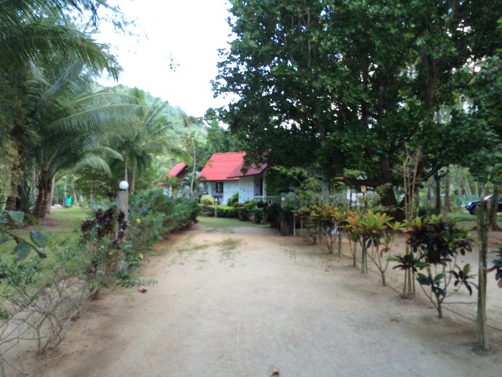 Haad Khuad Resort Bottle Beach Exteriör bild
