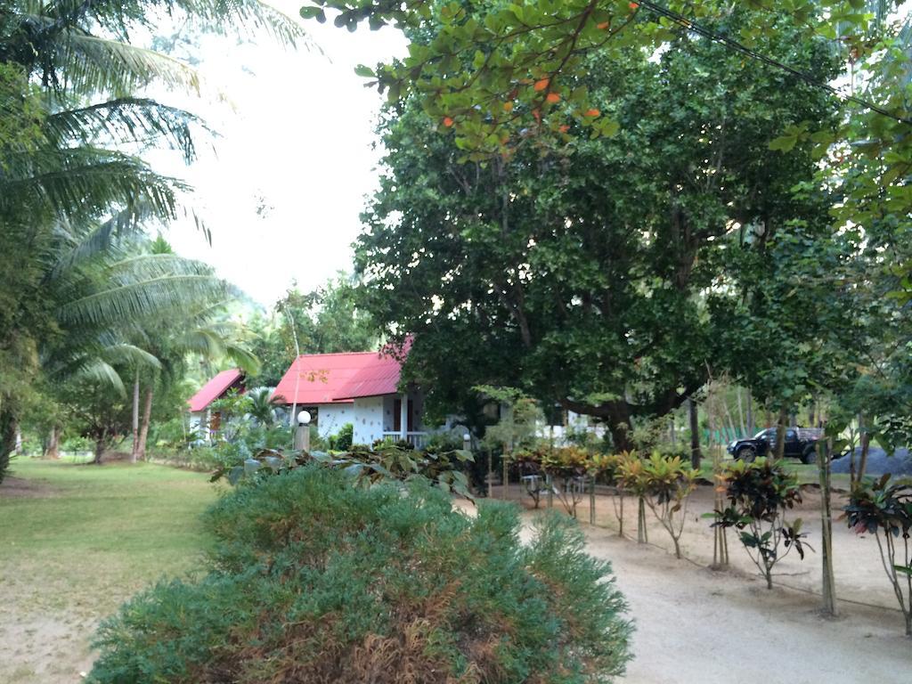 Haad Khuad Resort Bottle Beach Exteriör bild